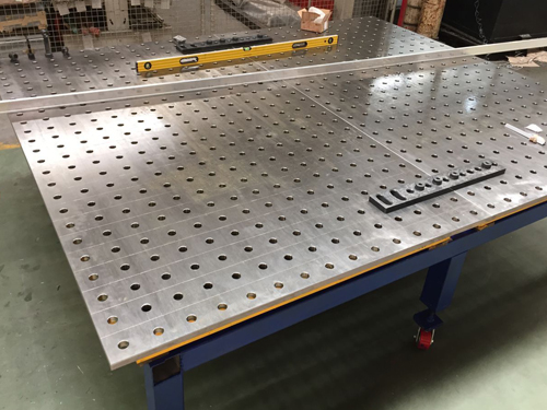 铸铁平板的刮研技术及平面度检测方法